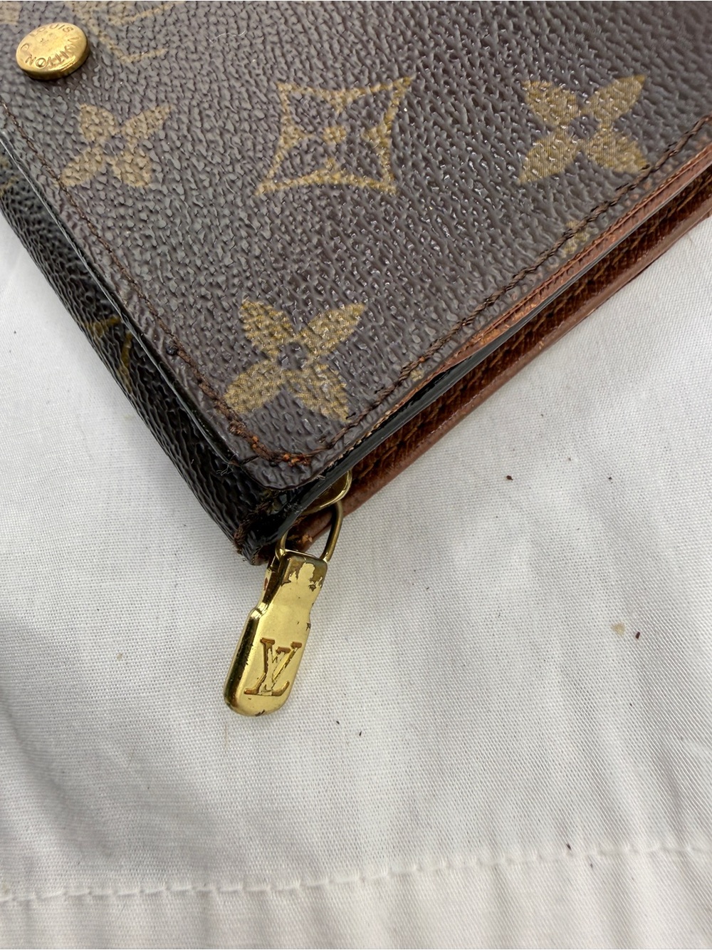 AUTHENTIC LOUIS VUITTON Monogram Porte-Monnaie Billets Tresor Wallet. - Picture 7 of 12